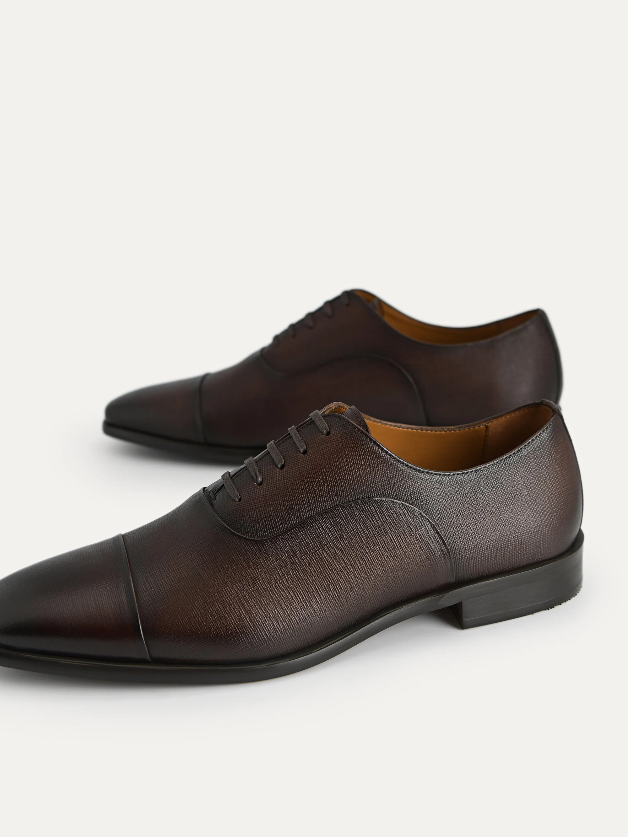 Textured Leather Oxford Shoes - Image 4