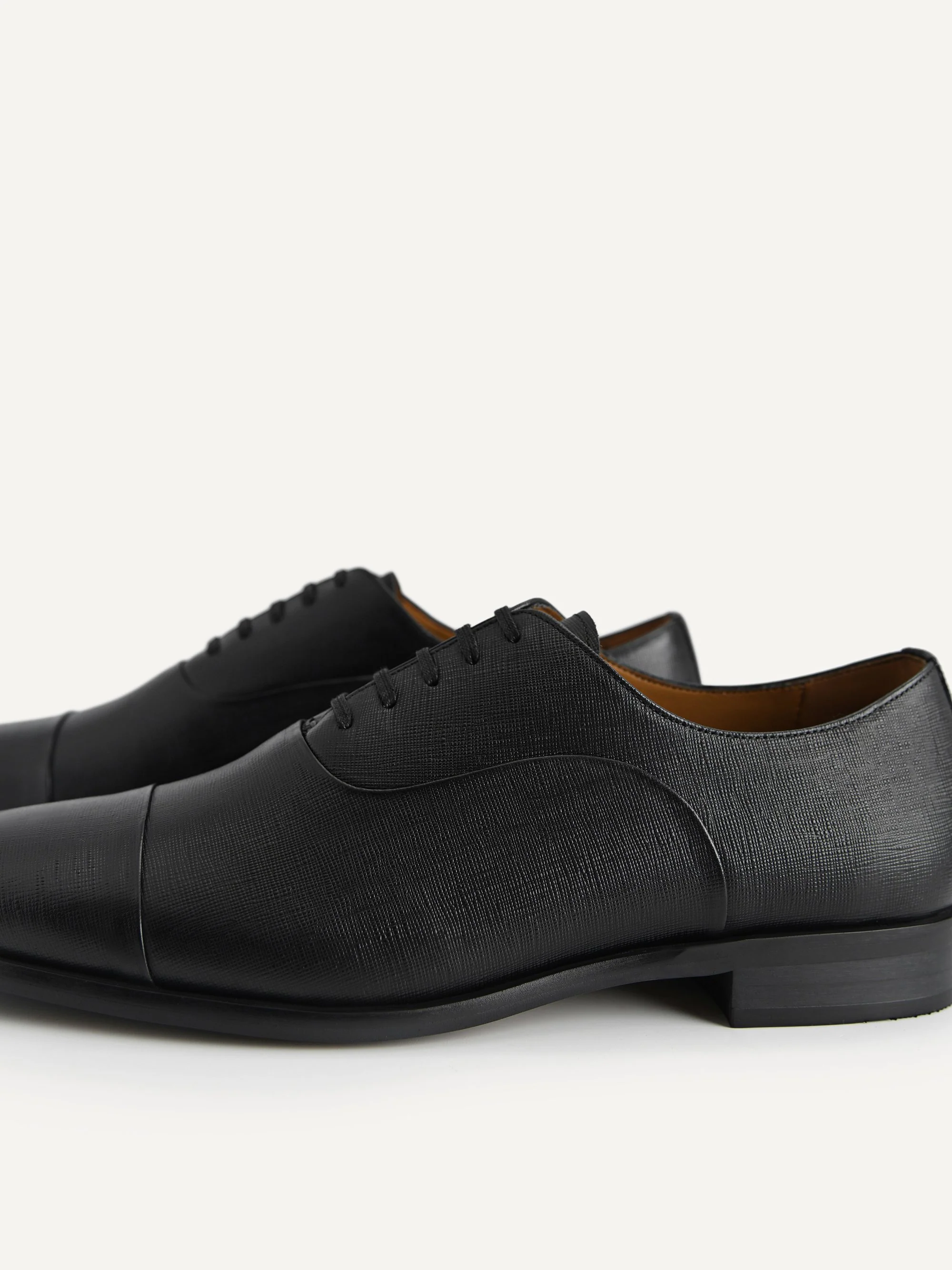 Textured Leather Oxford Shoes - Image 9