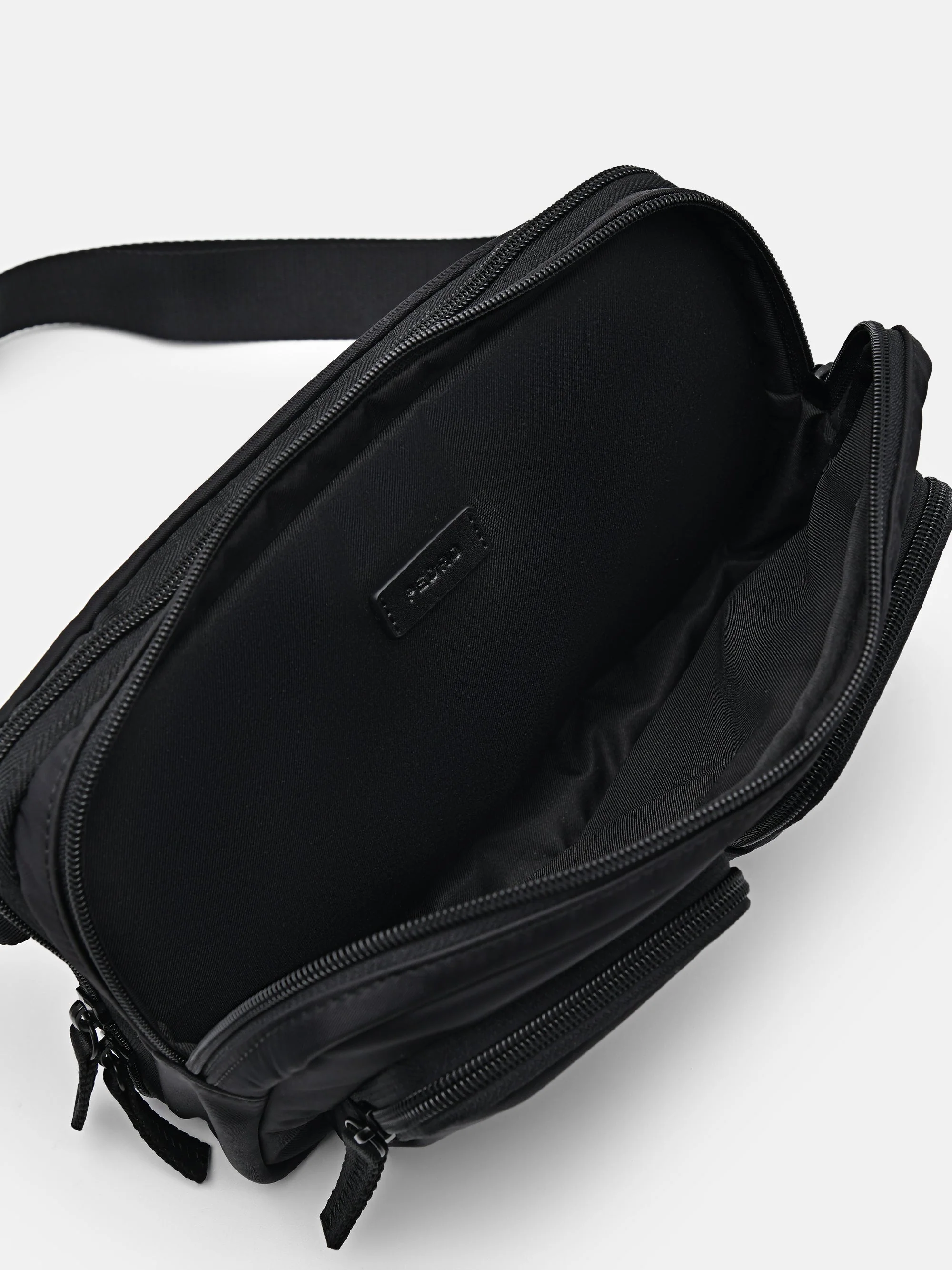 Morris Sling Pouch - Image 12