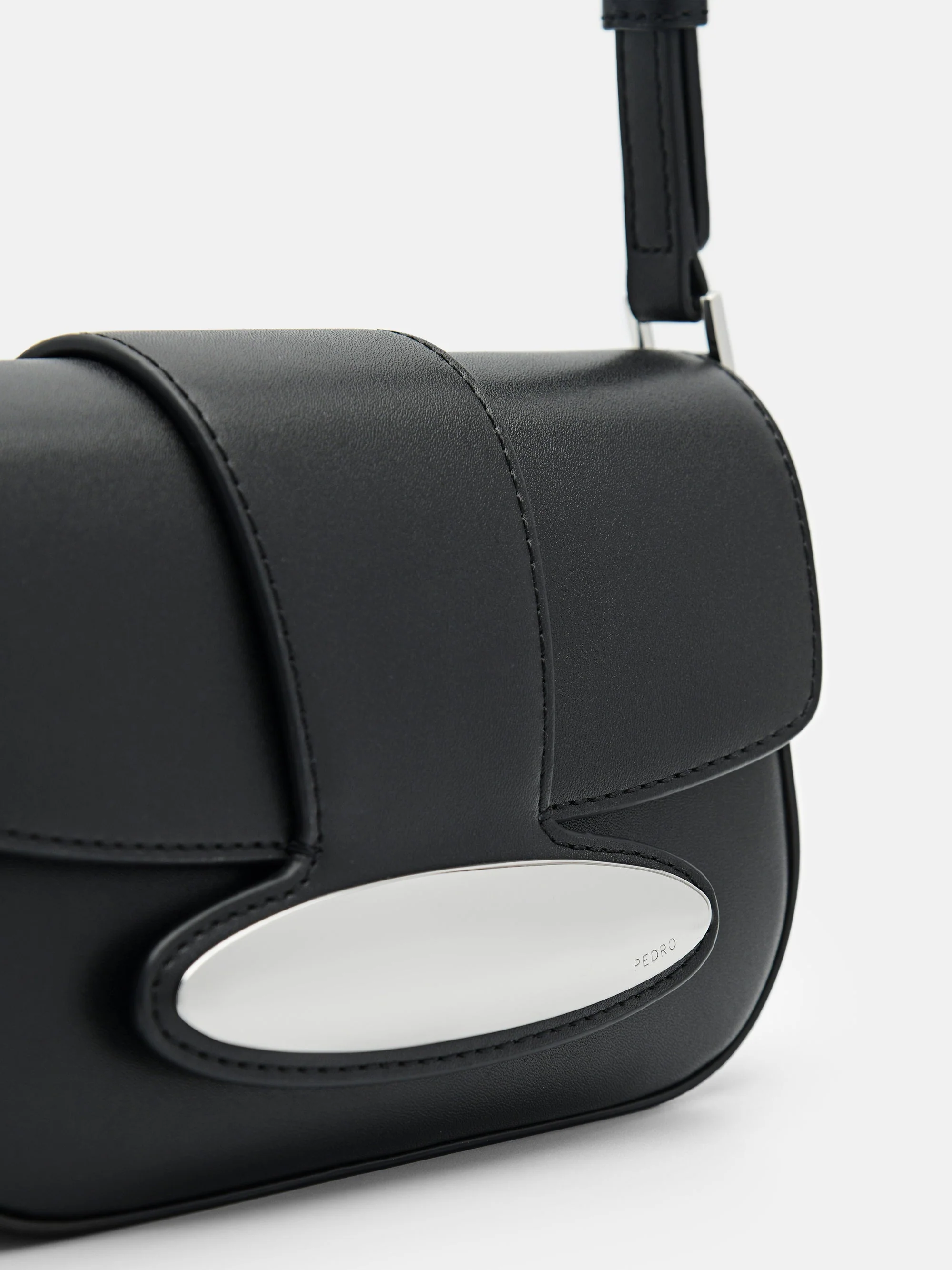 Dione Mini Shoulder Bag - Image 23