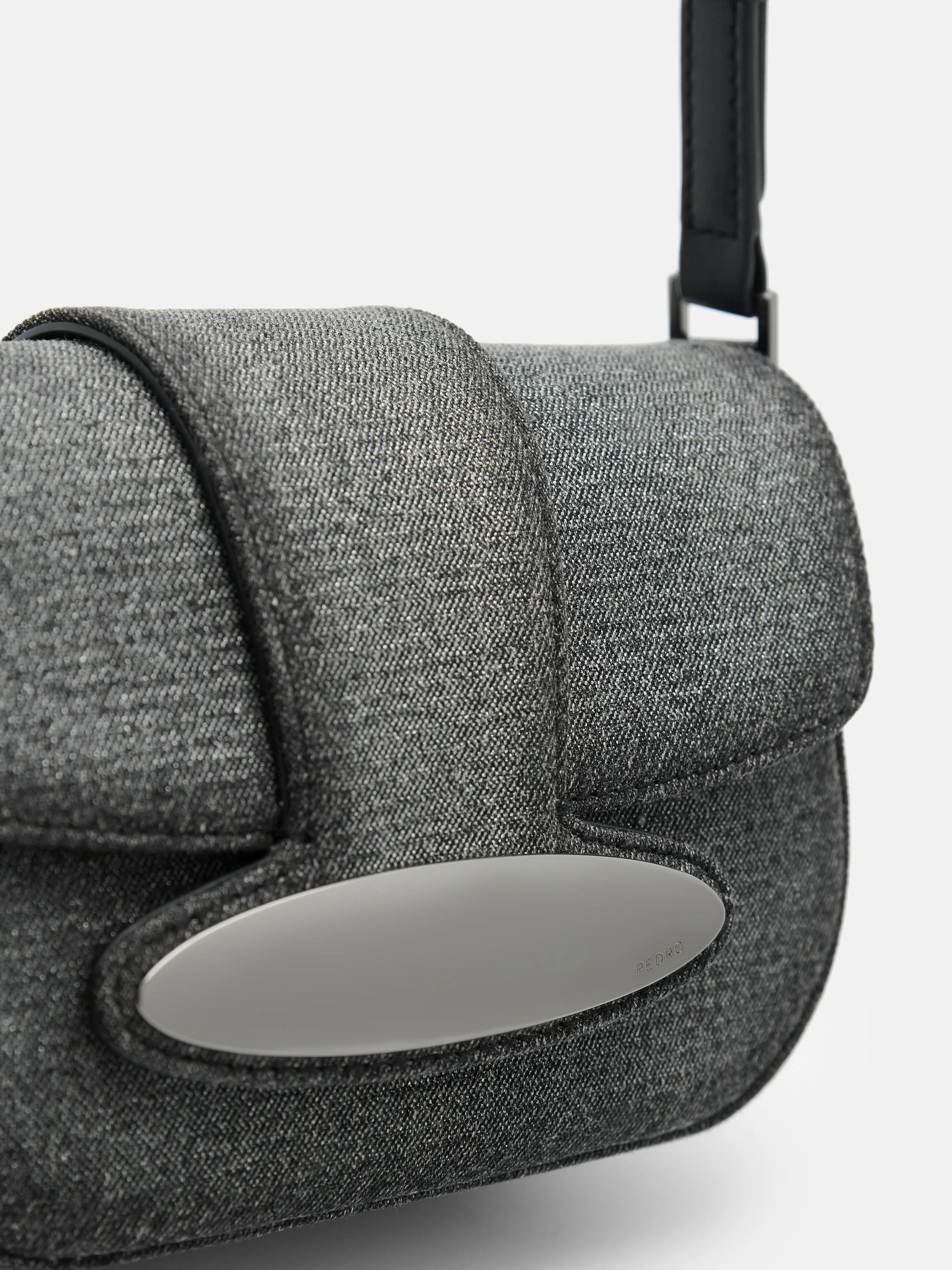 Dione Mini Shoulder Bag - Image 5